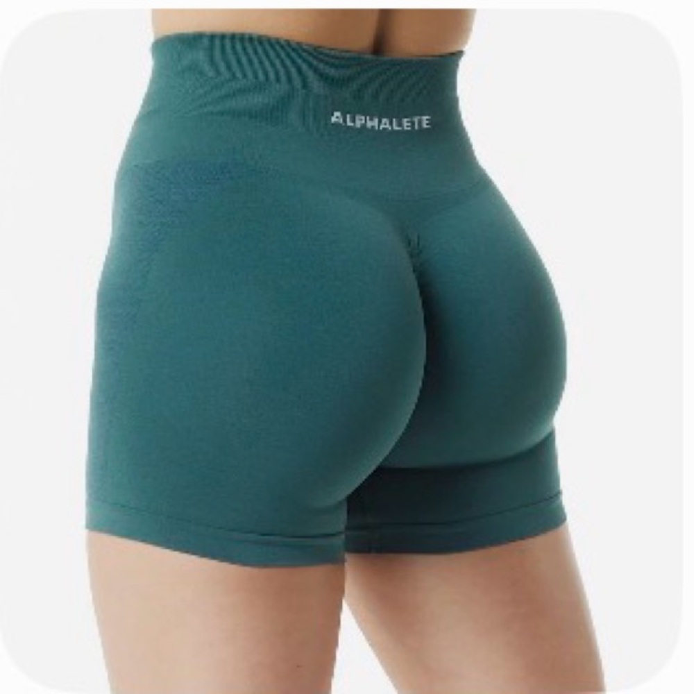 Alphalete Amplify Shorts